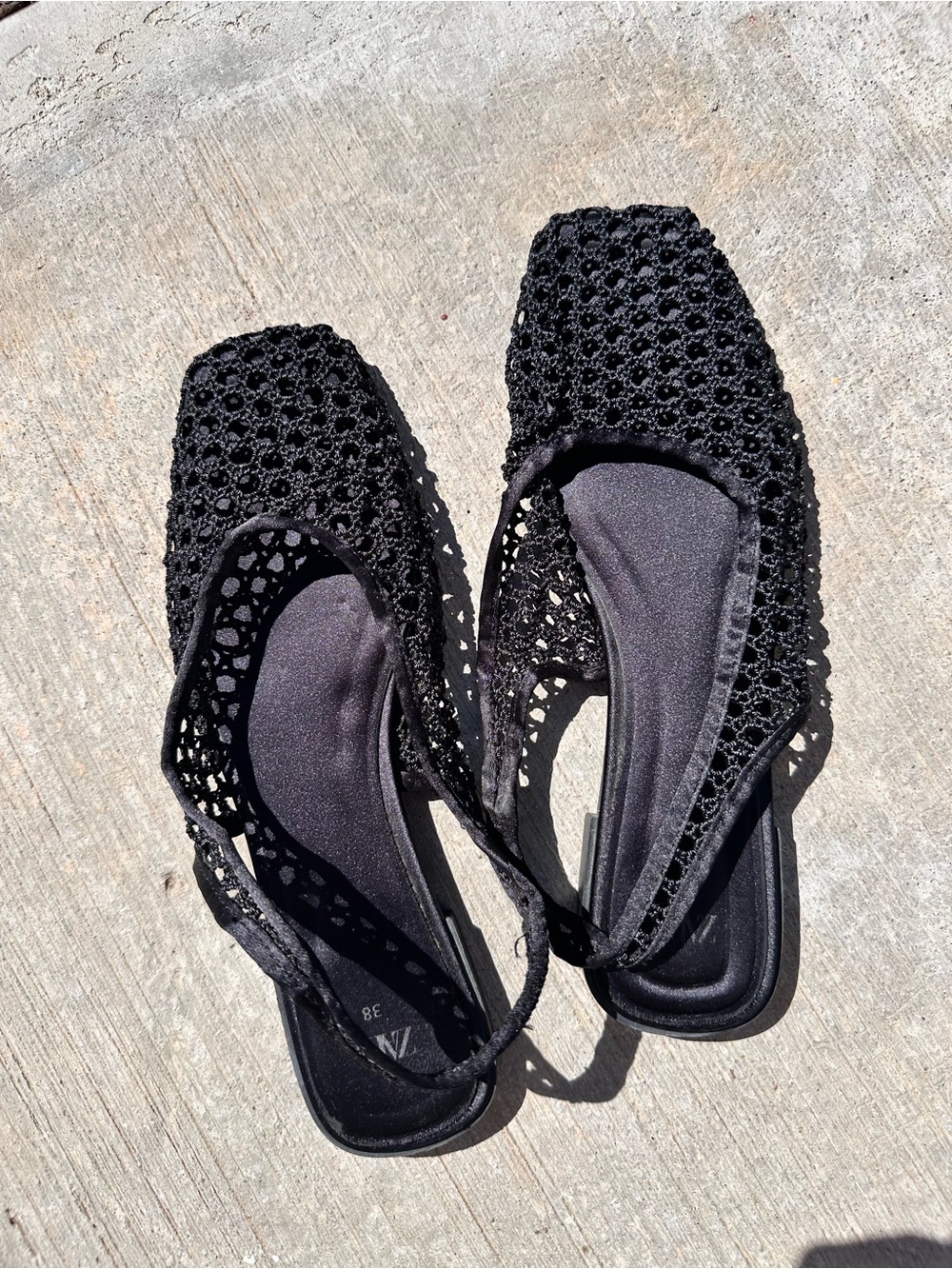 Zara Black Open-Weave Slingback Flats